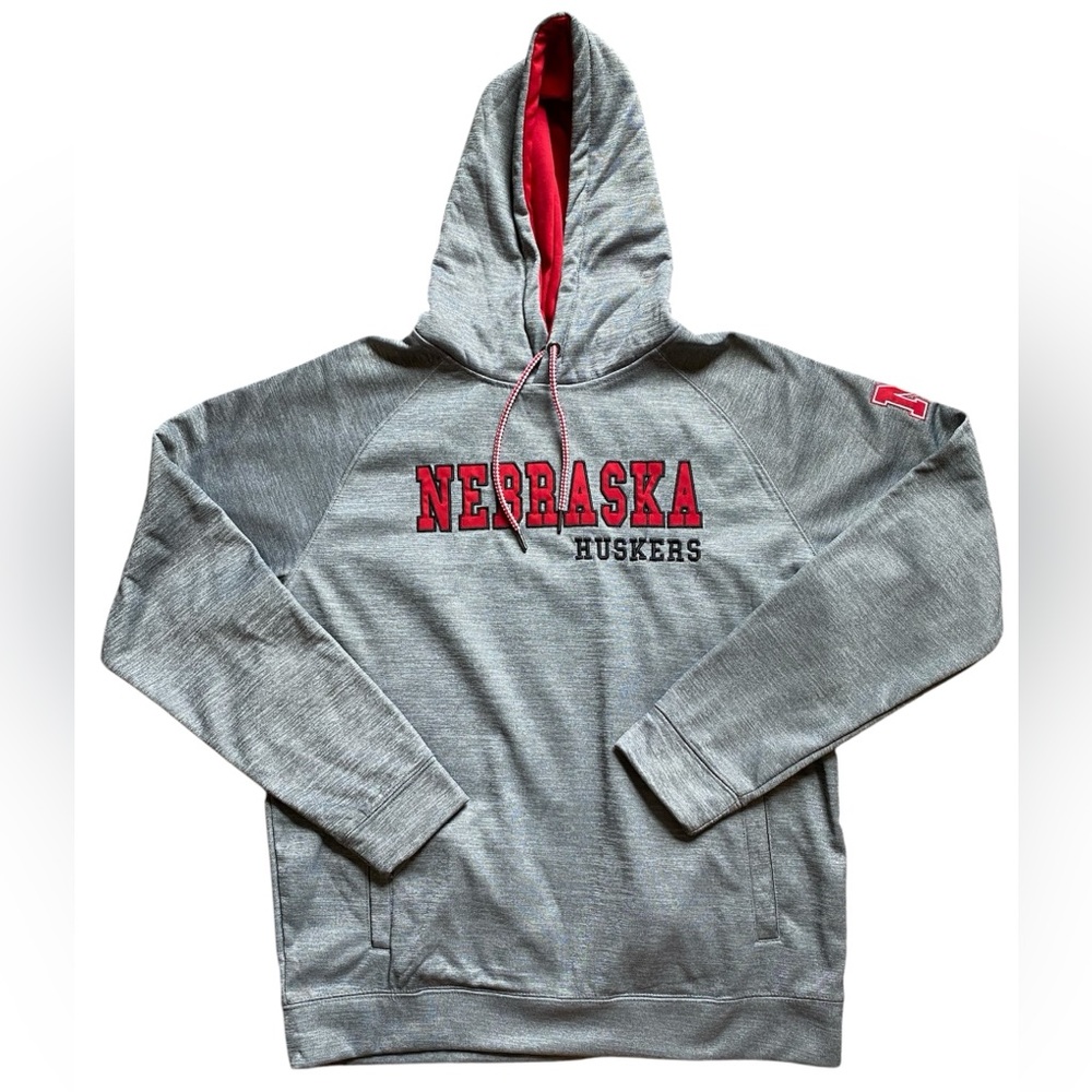 Men’s Colosseum Gray Nebraska Huskers Hoodie